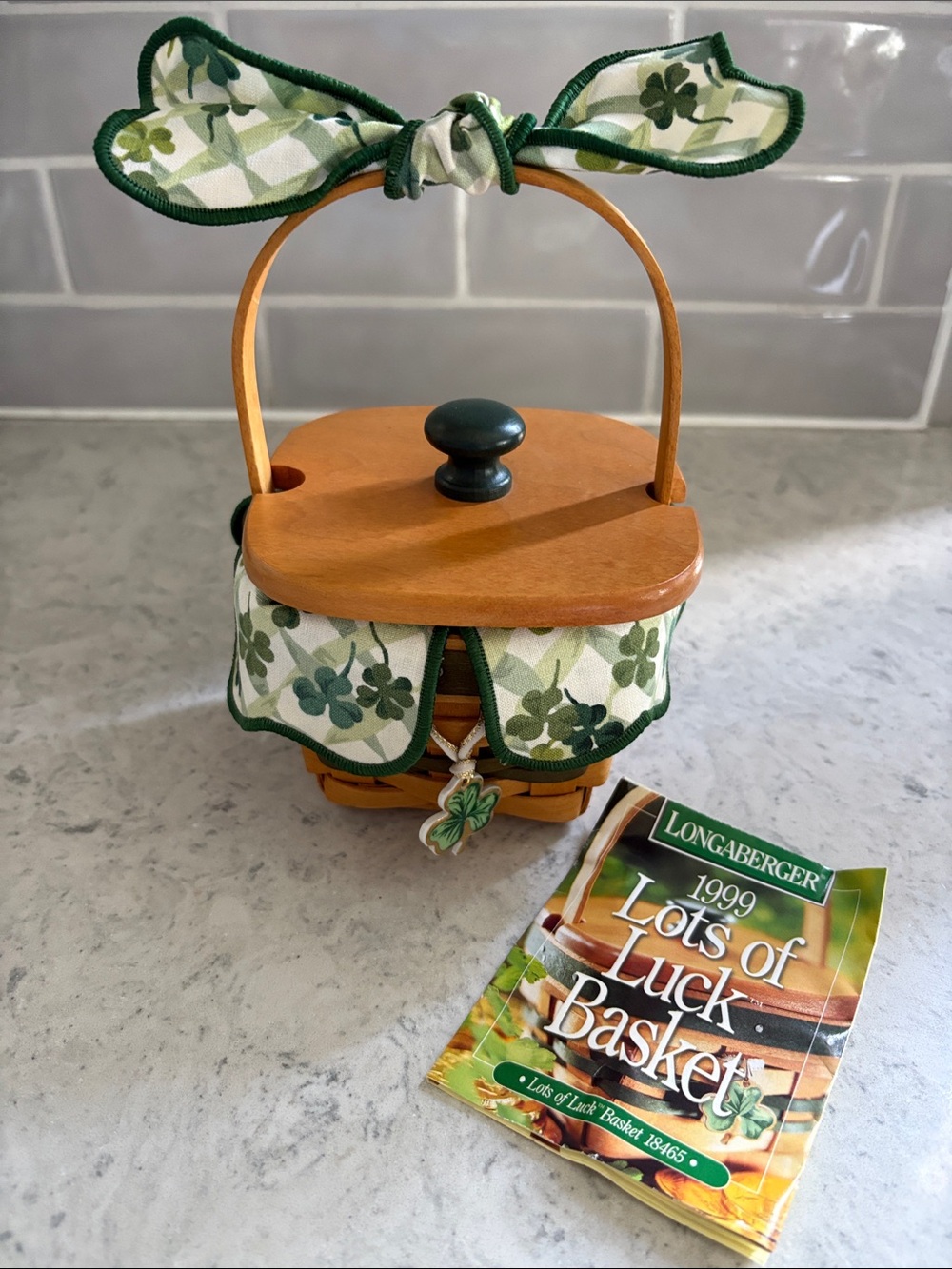 Longaberger 1999 Lots of Luck Basket lot